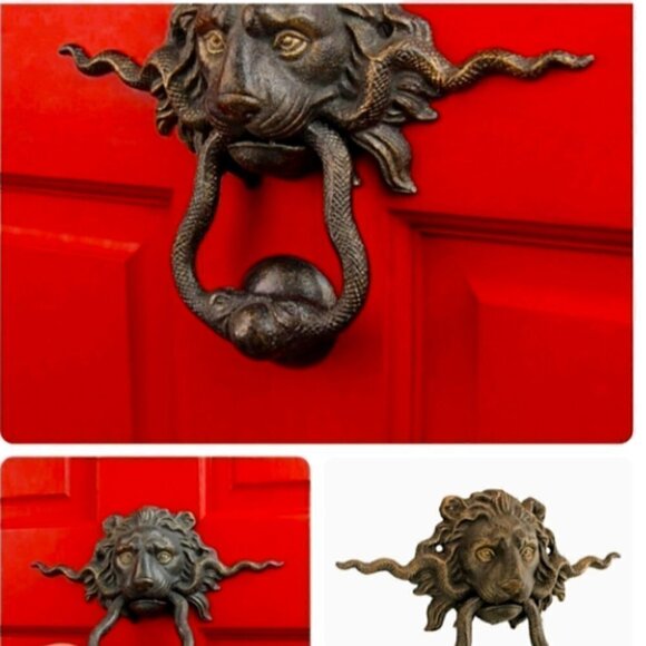 𝅺toscano- Lion and The Snakes Cast Iron Door Knocker - Picture 3 of 10